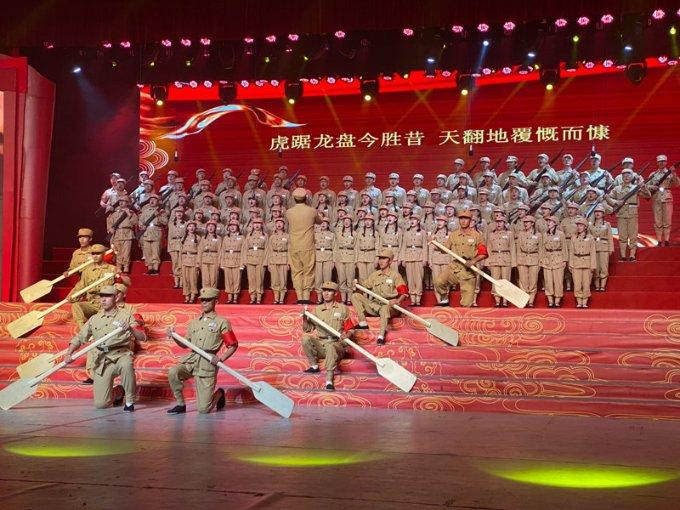 小伙为女友租房陷“罗生门”，真相究竟是上门看房还是私闯民宅？