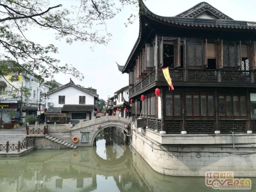 慰问功勋老兵